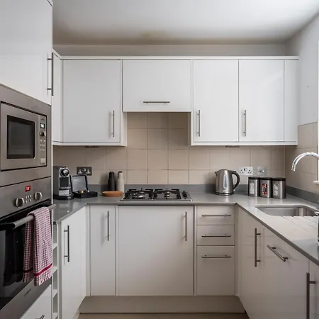 Monarch House - Serviced Apartments - Kensington London Exterior photo