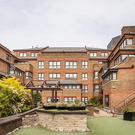 Monarch House - Serviced Apartments - Kensington London Exterior photo