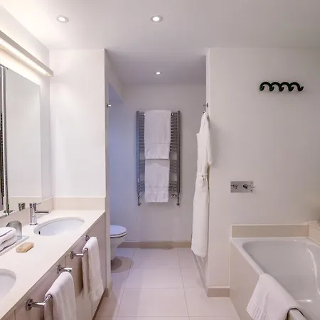Monarch House - Serviced Apartments - Kensington London Exterior photo